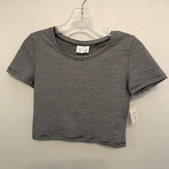 ⭐️ 2/$10 NWT BP Black and White Striped Crop Top - Picture 8 of 8